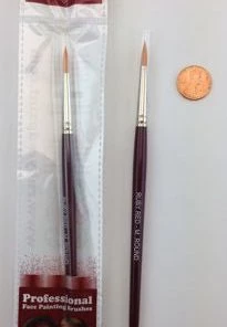 Ruby Red - Medium Round Brush
